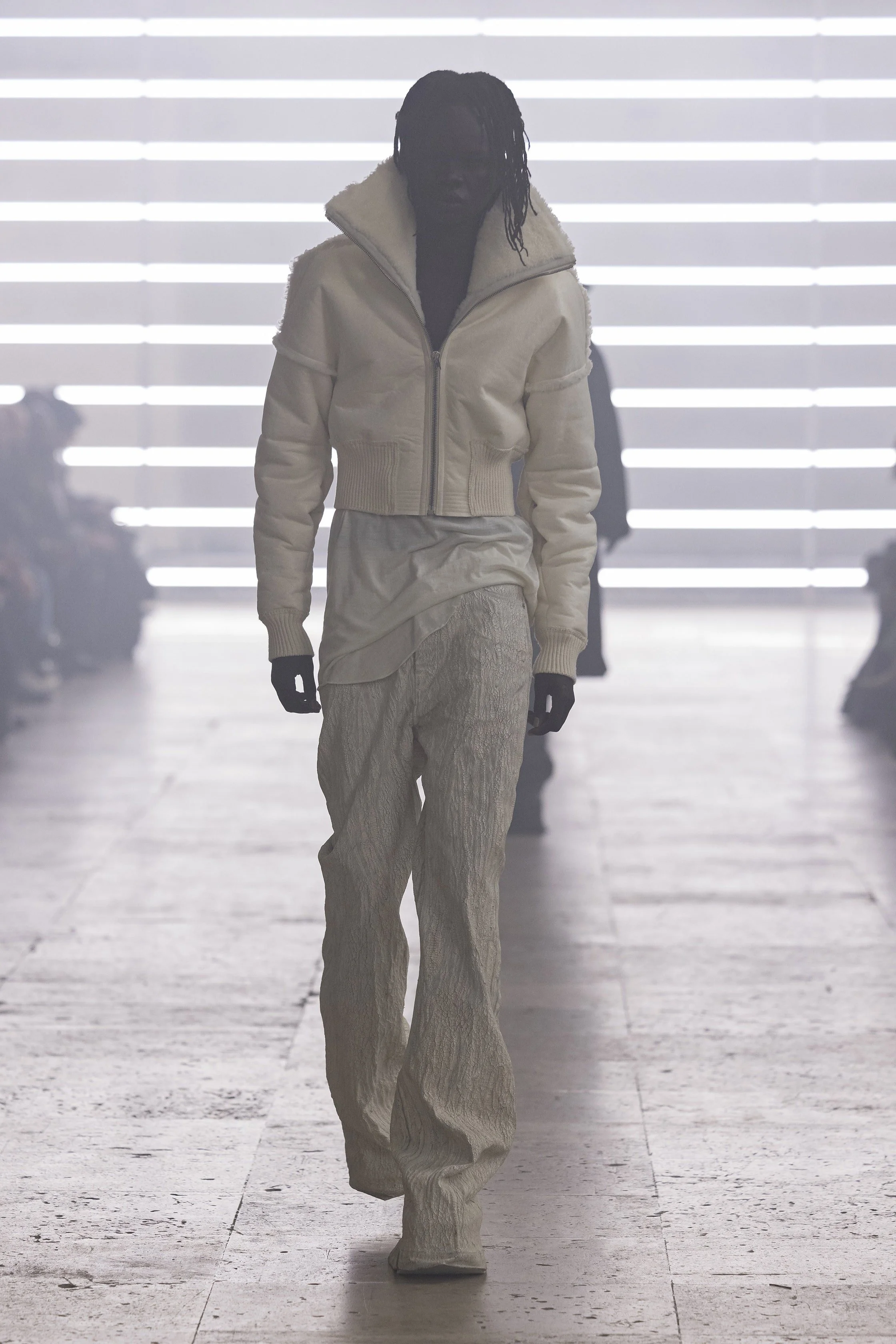 00040-rick-owens-fall-2025-menswear-credit-brand.jpg