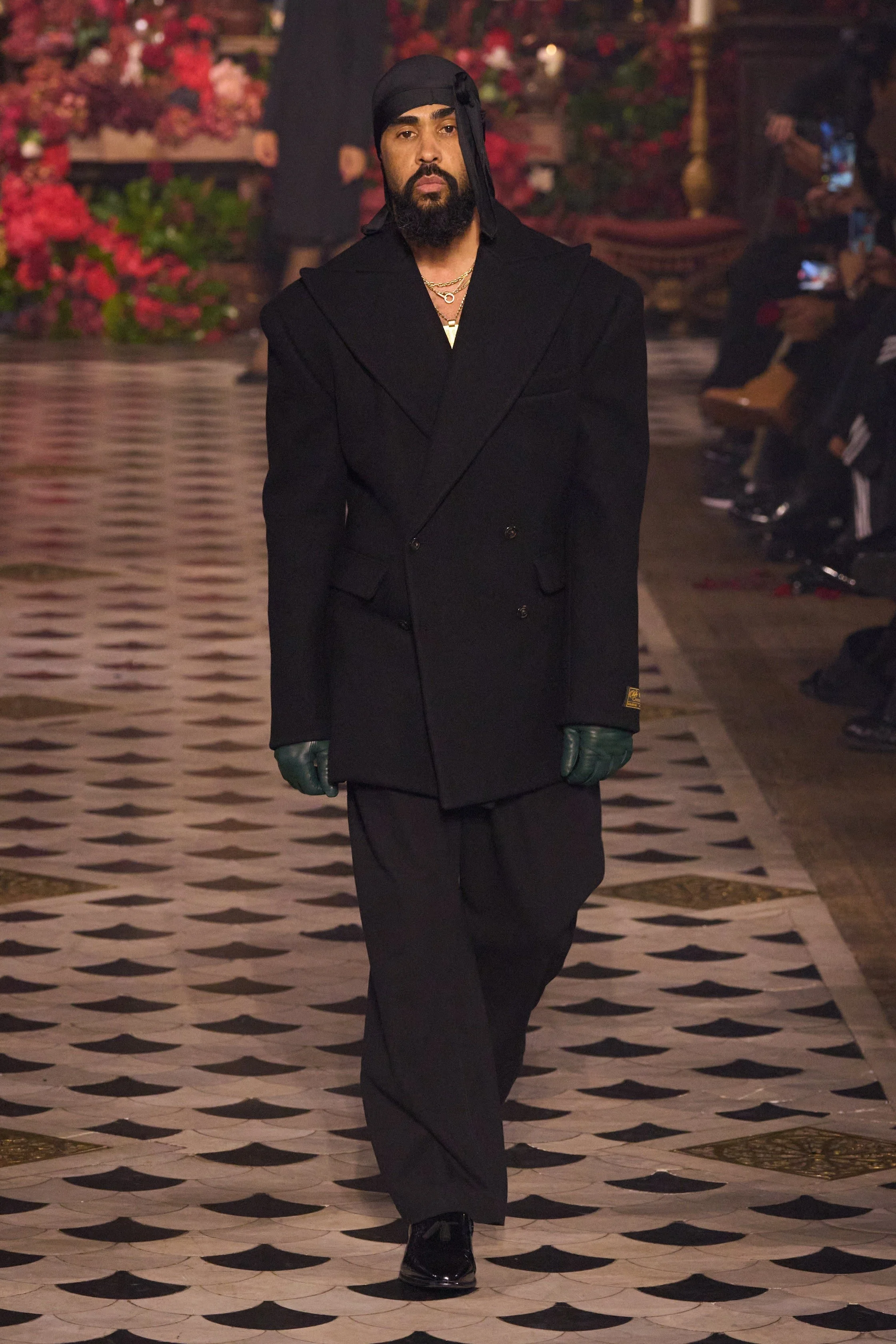 00006-willy-chavarria-fall-2025-menswear-credit-gorunway.jpg