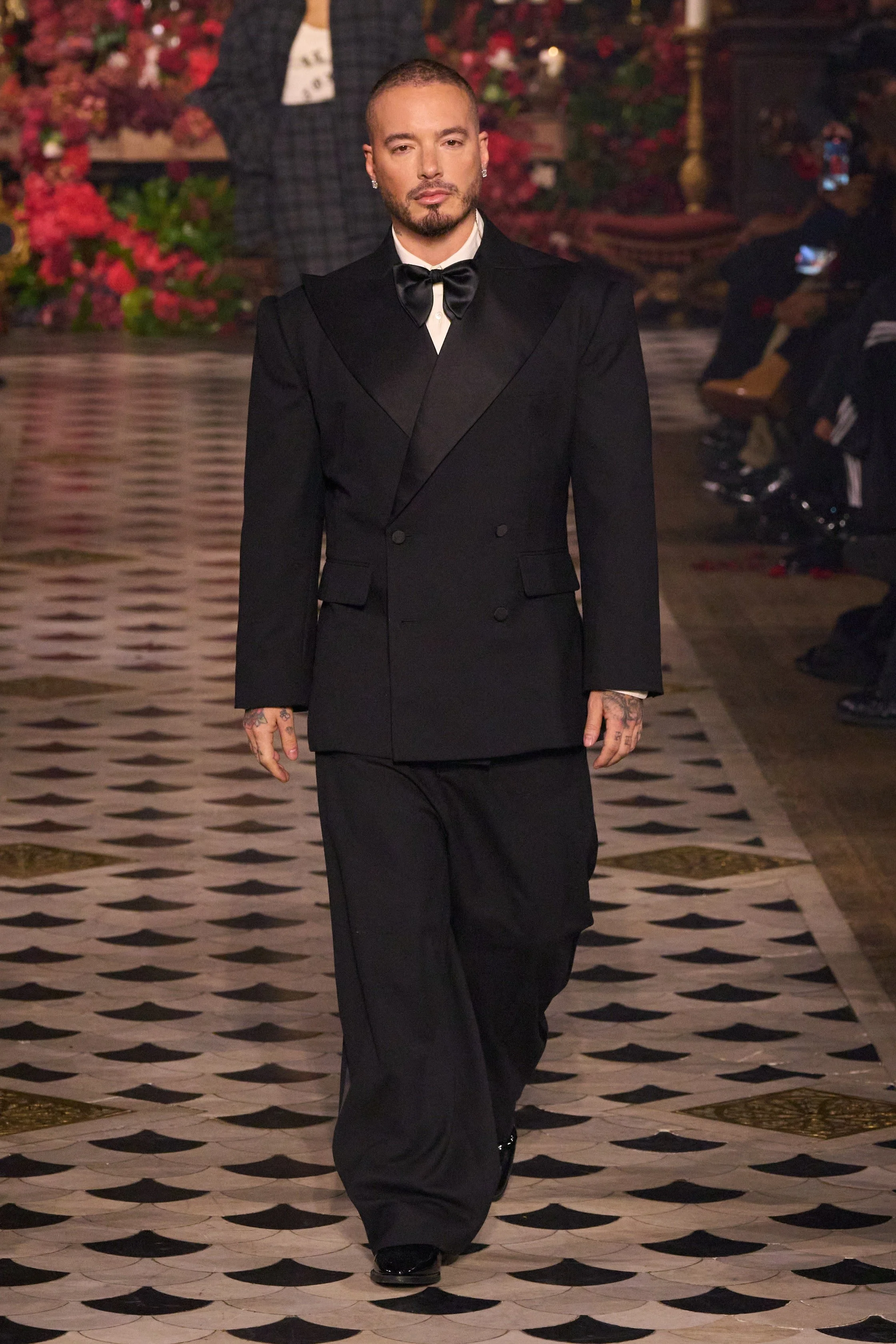 00013-willy-chavarria-fall-2025-menswear-credit-gorunway.jpg