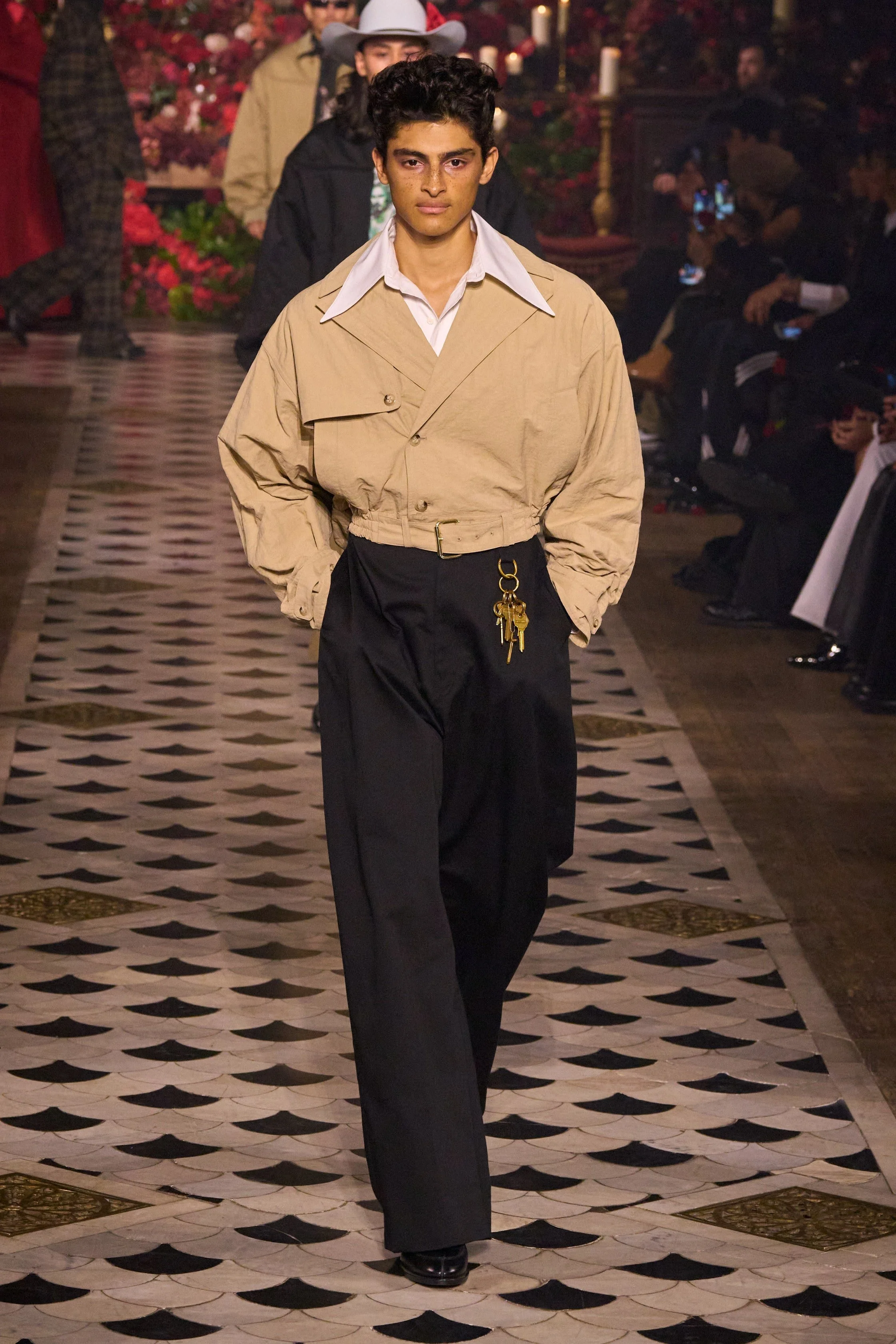 00016-willy-chavarria-fall-2025-menswear-credit-gorunway.jpg