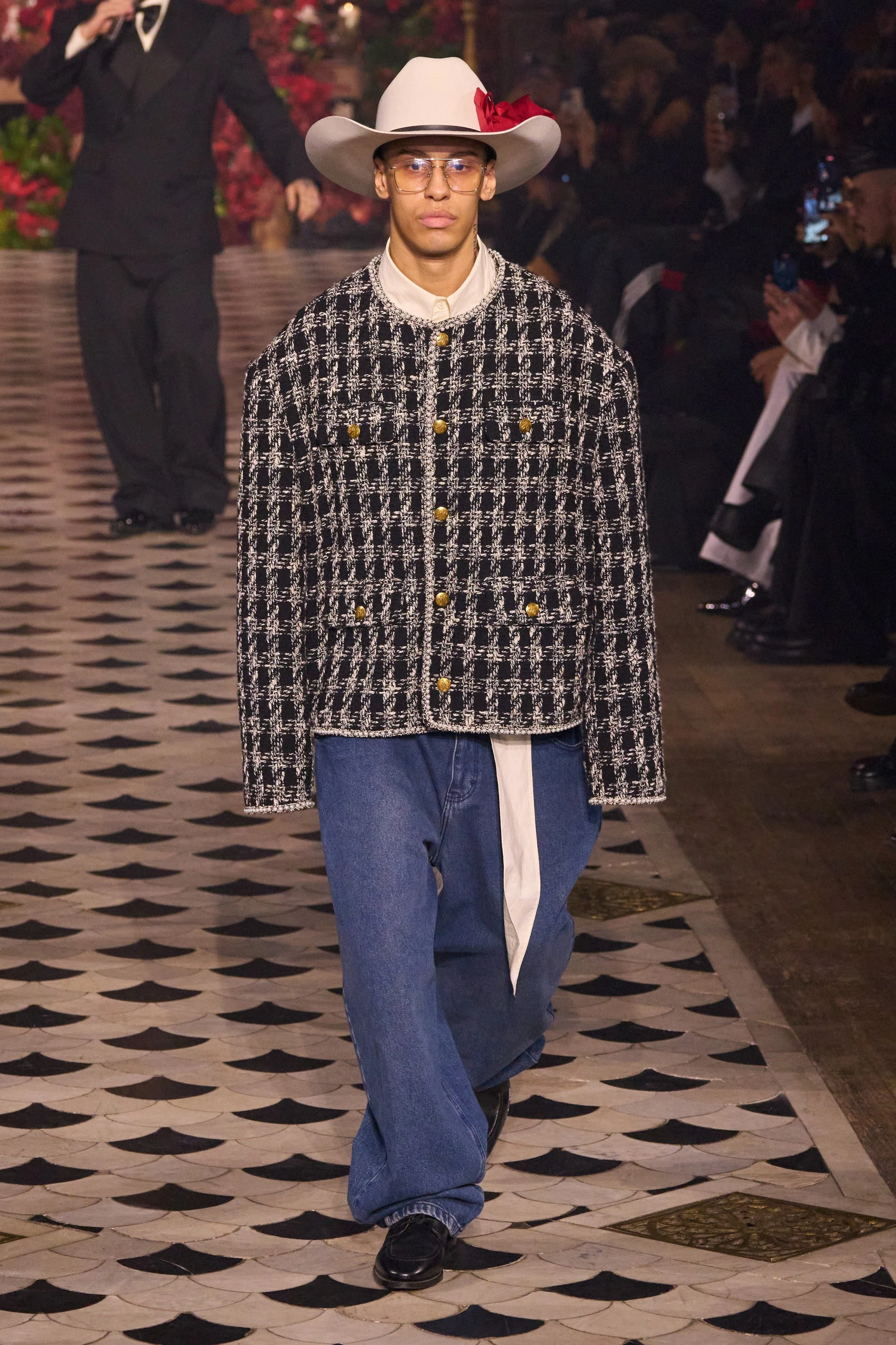 00036-willy-chavarria-fall-2025-menswear-credit-gorunway.jpg