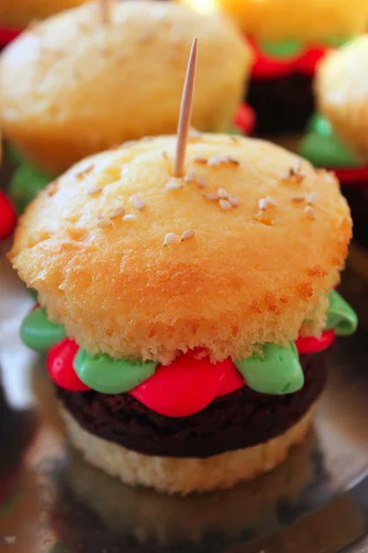 Hamburger Cupcakes