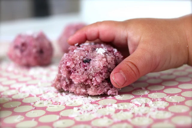 Chocolate Raspberry and Lemon Blackberry Macaroons