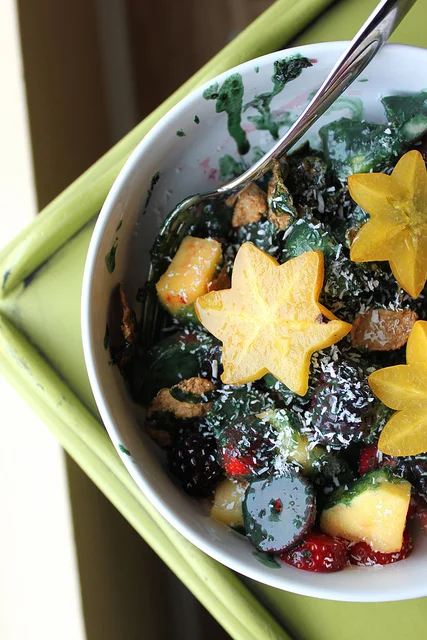 Spirulina Fruit Bowl