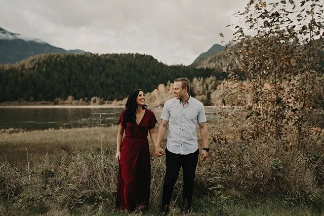 I took a break from posting (aka too lazy to choose pictures and write captions) but now I have too much to share so here goes nothing 🙃 Who has someone else run their Instagram for them?! .
.
.
.
.
#pittmeadowsengagement #pittmeadowsphotographer #p