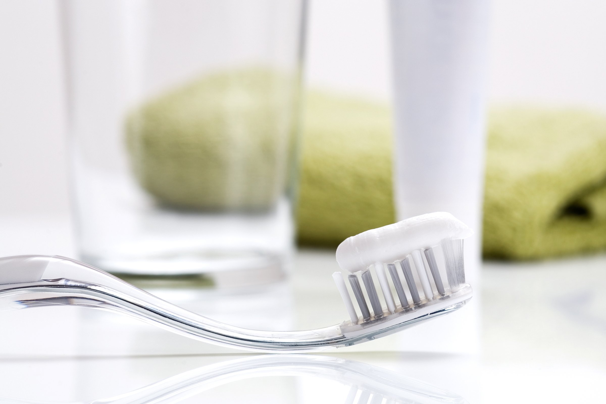 Exploring the Benefits of Hydroxyapatite in Toothpaste — HIMED