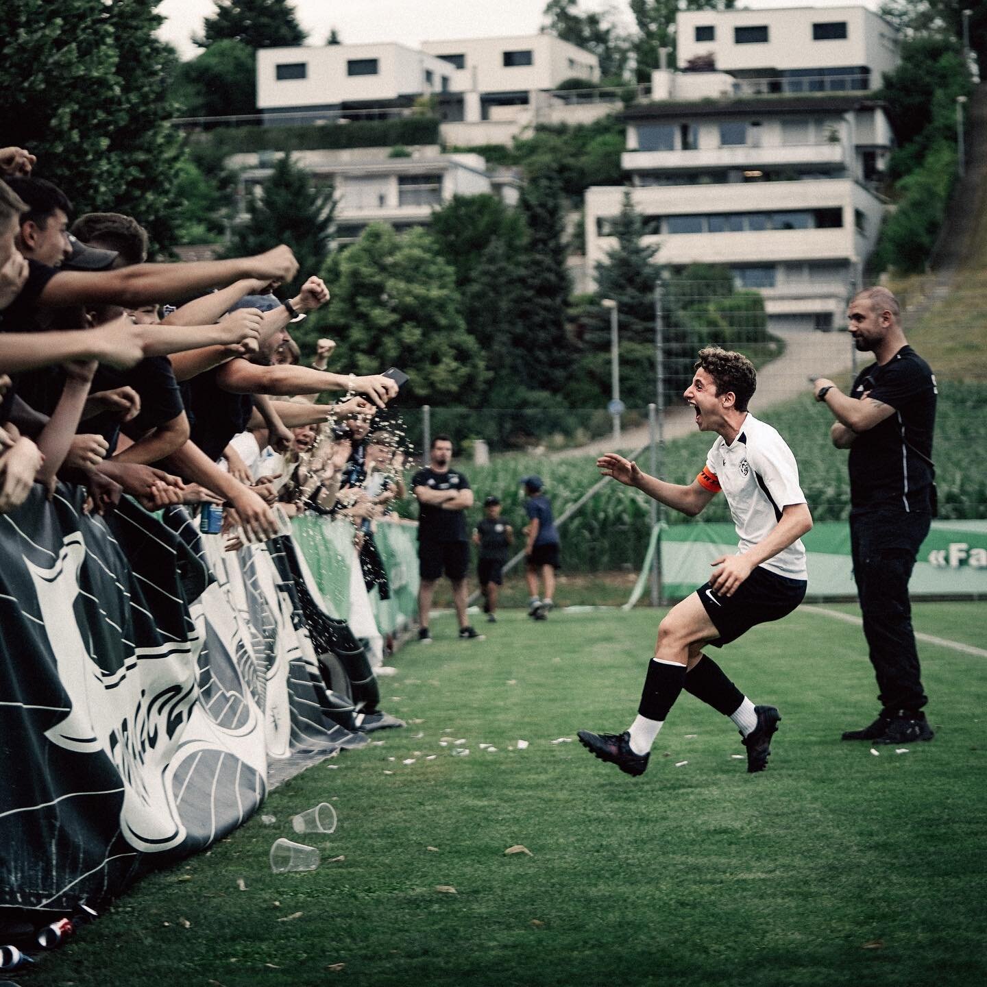 Was f&uuml;r eine grossartige Leistung unserer C1-Junioren im diesj&auml;hrigen Cup! Hier geht&lsquo;s zu den Bildern vom Finale! 

📸: @jimbezzola