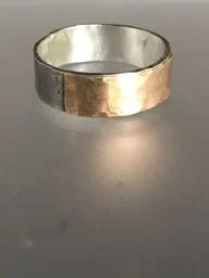 Slim line 18 K ring