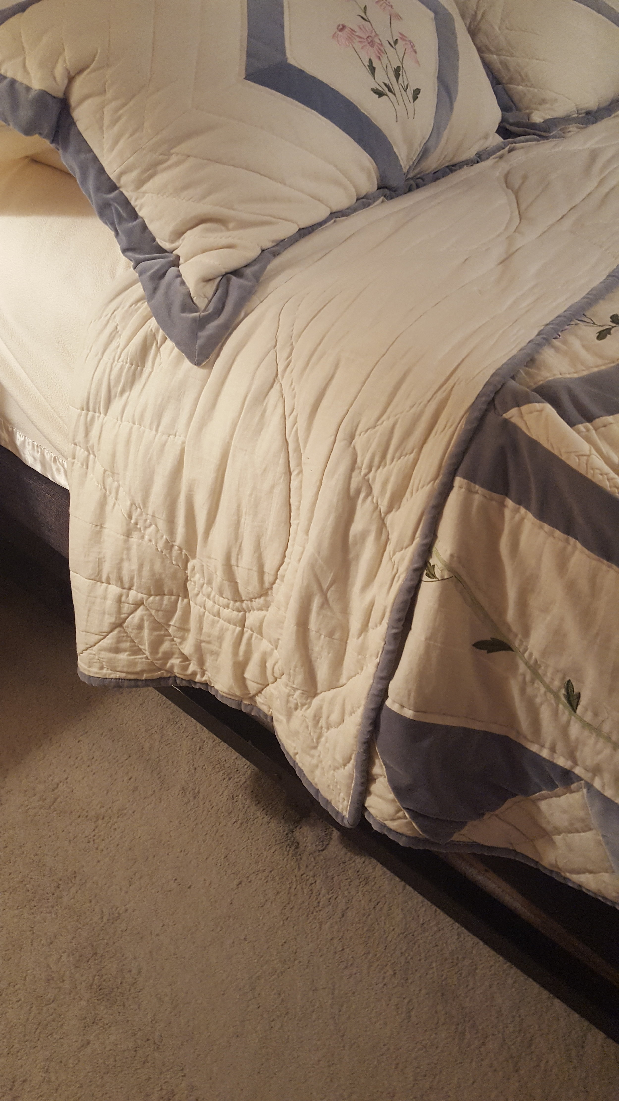 stay_at_home_solutions_bed.jpg