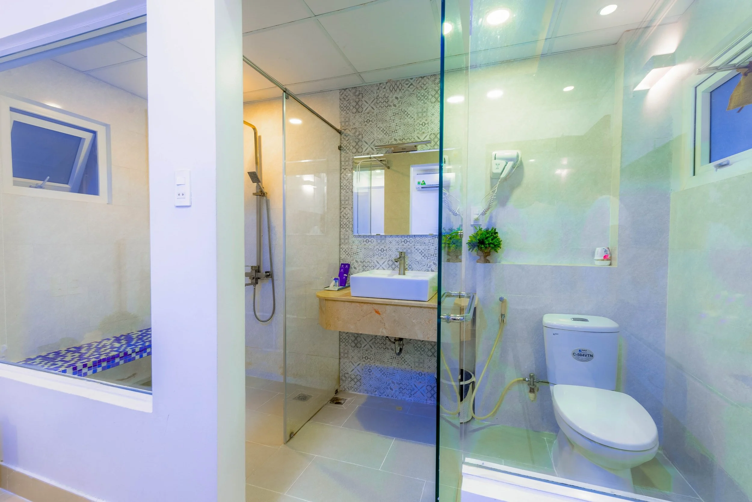 Bathroom Set-Up Tips for People with Alzheimer's