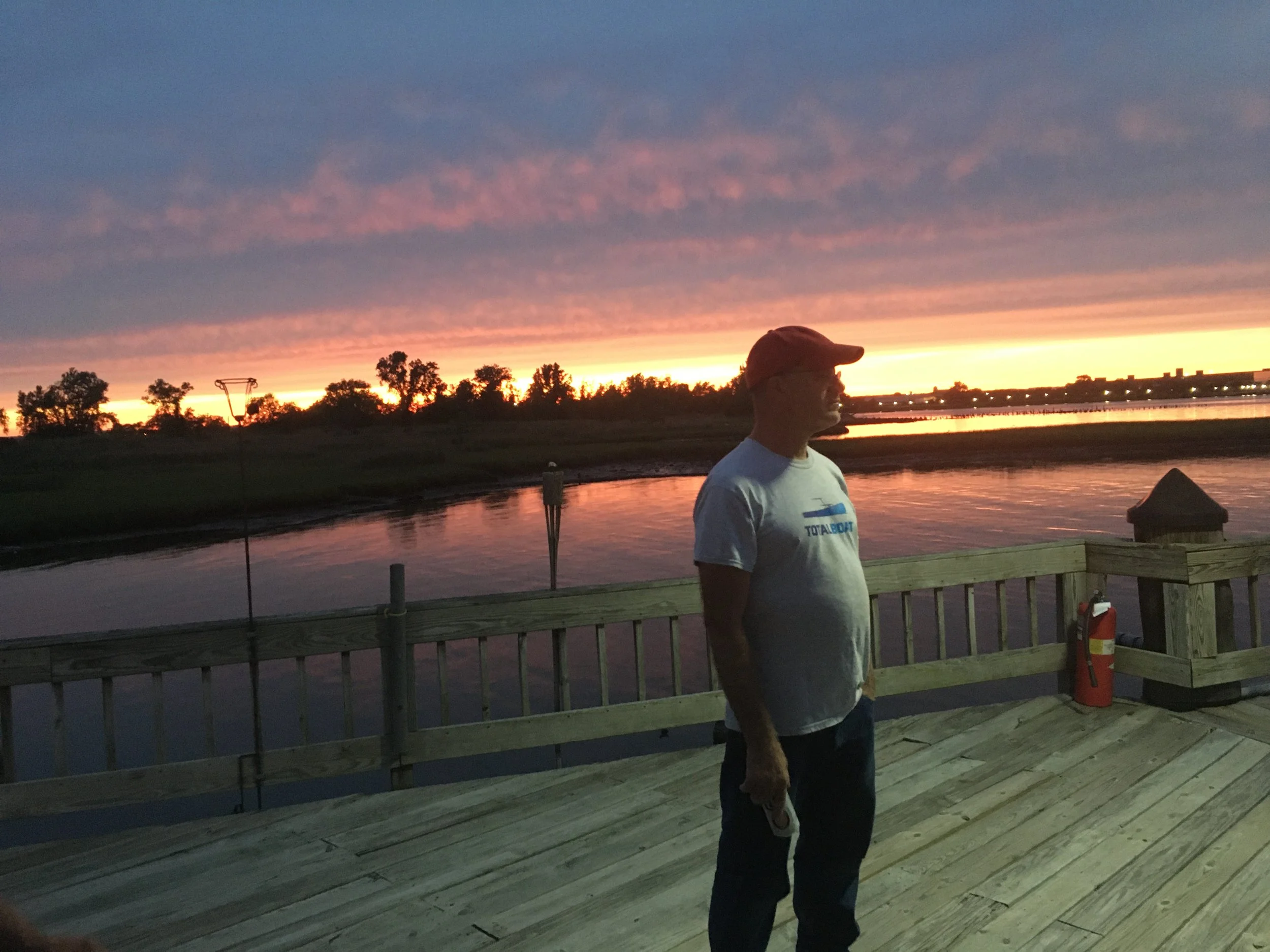 Mariners Harbor Yacht Club