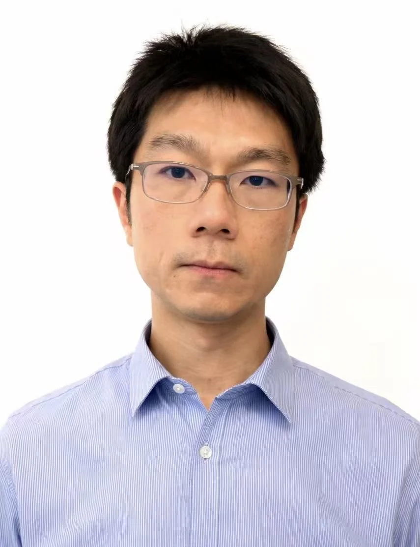 Ken Shao-Kang Juan, received master degree in medical physics