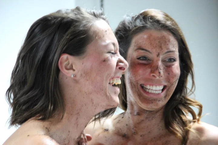 &nbsp;BYE BYE DULL SKIN, HELLO FRESH FACED BEAUTY.   &nbsp;Meet our original scrub that will change the way you see the mornings