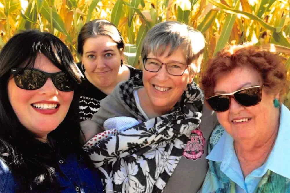 Mom, Nicole, Nila, Whitney Maze 2016.jpg