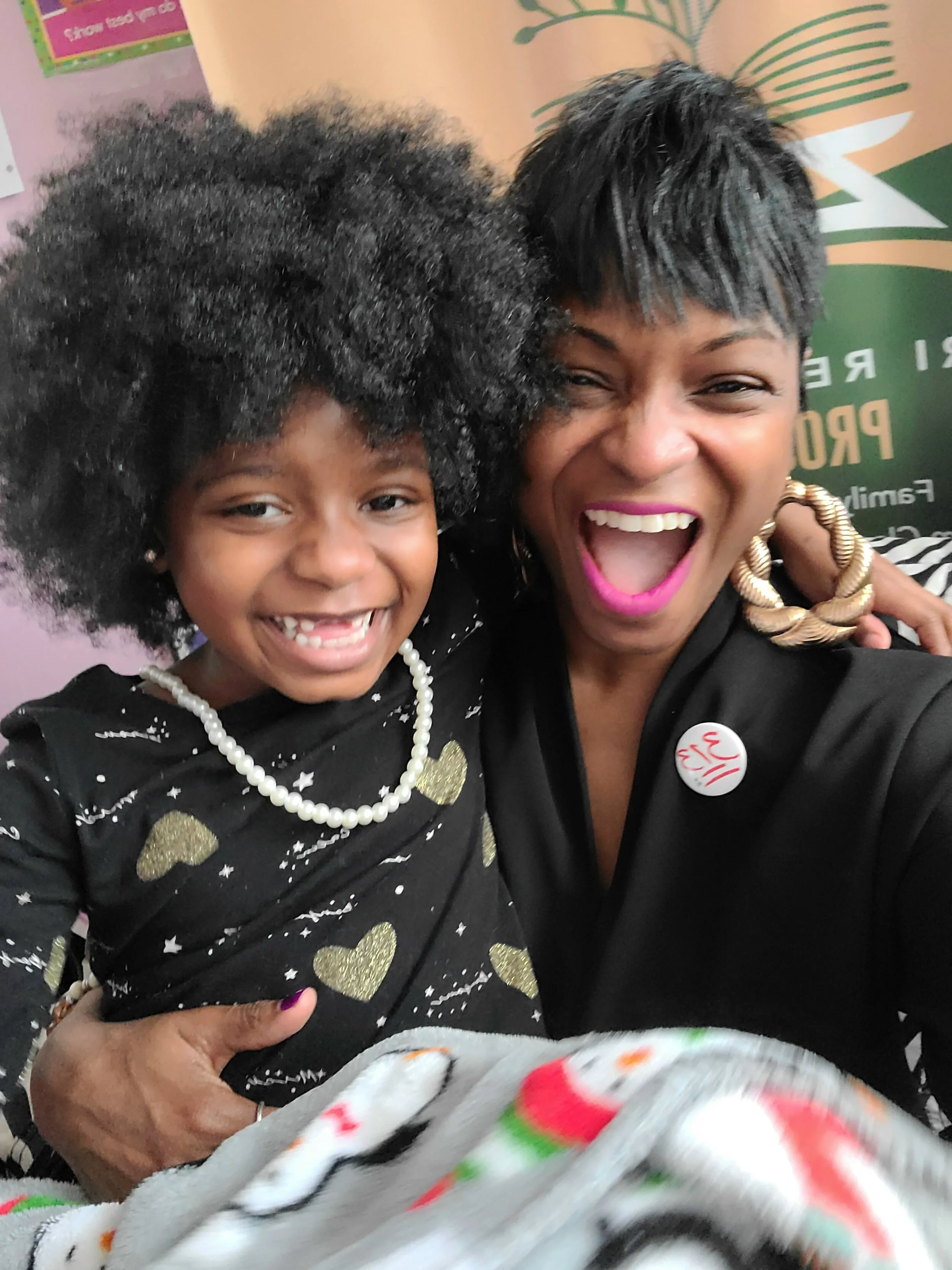 ZH & Mommy.jpg