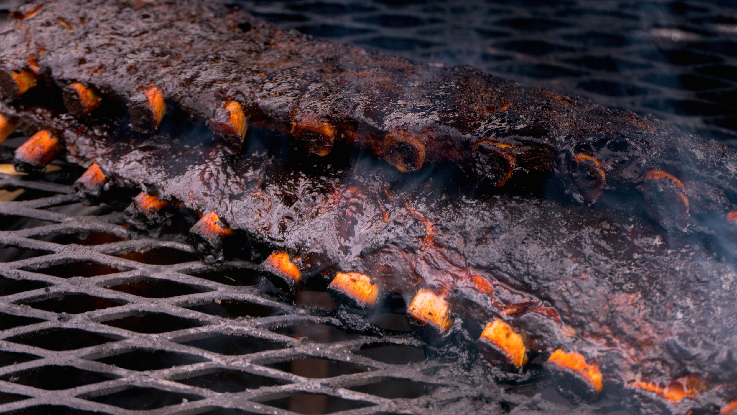 Roadhouse Smoked Ribs