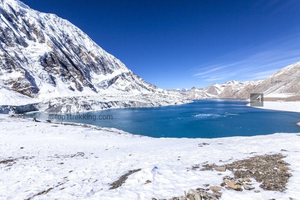 Hồ băng Tilicho, Nepal ở độ cao 4919m