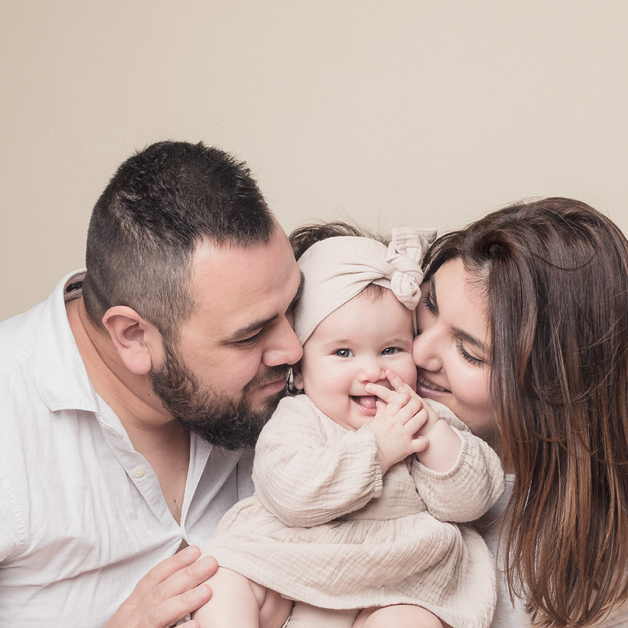 sydney-photographer-baby-family-d7.jpg