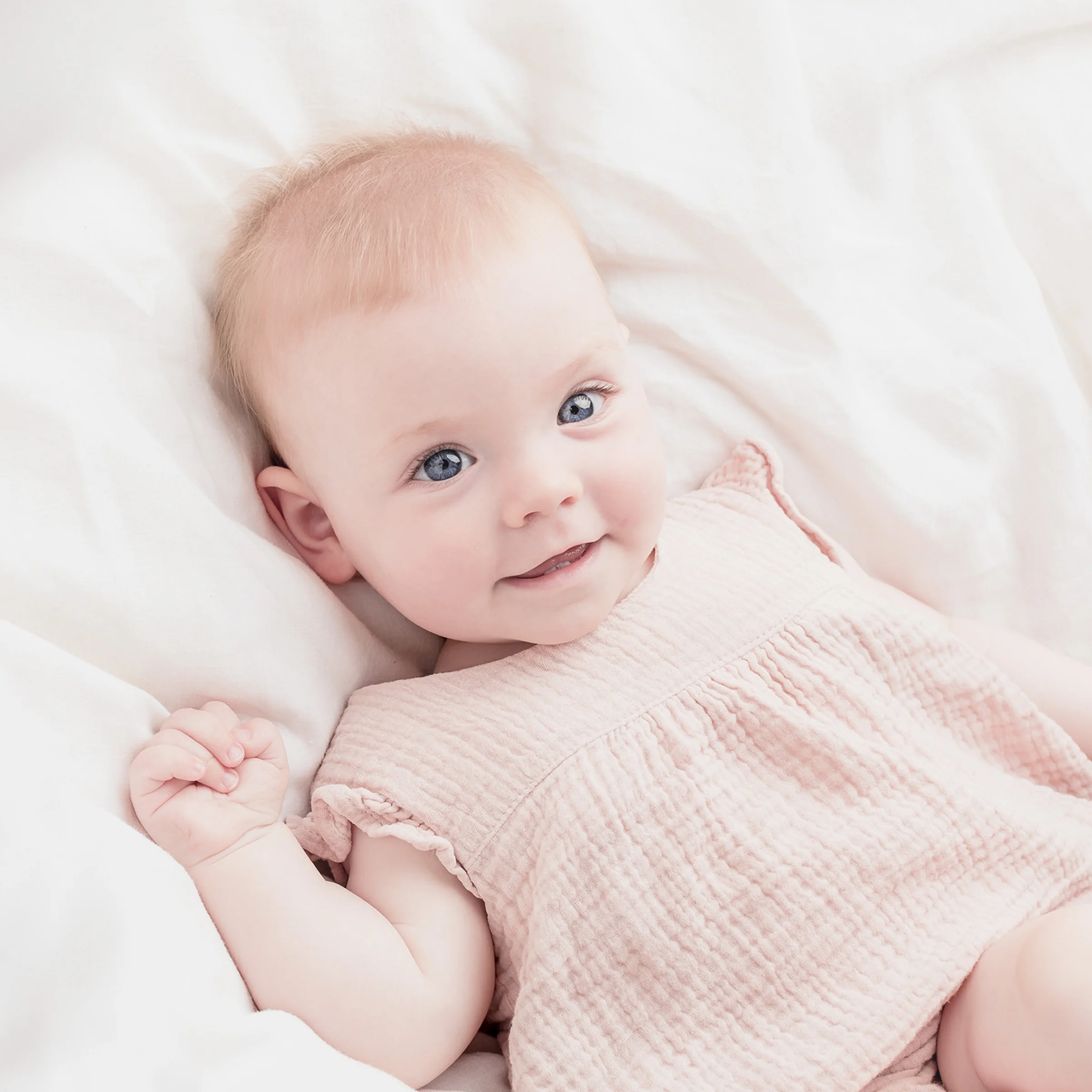 sydney-photographer-baby-family-d6.jpg