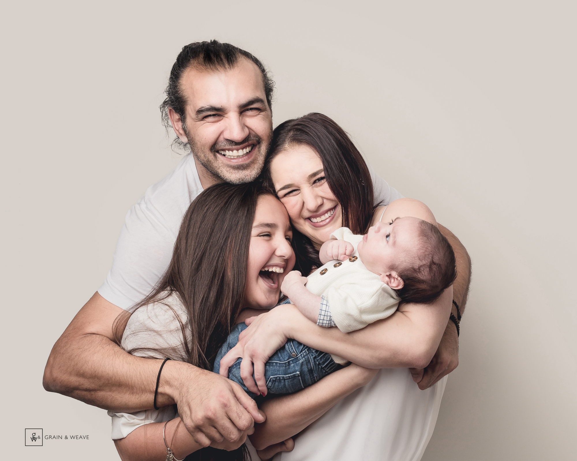IN-HOME-FAMILY-BABY-PHOTOGRAPHY-SYDNEY-18.png