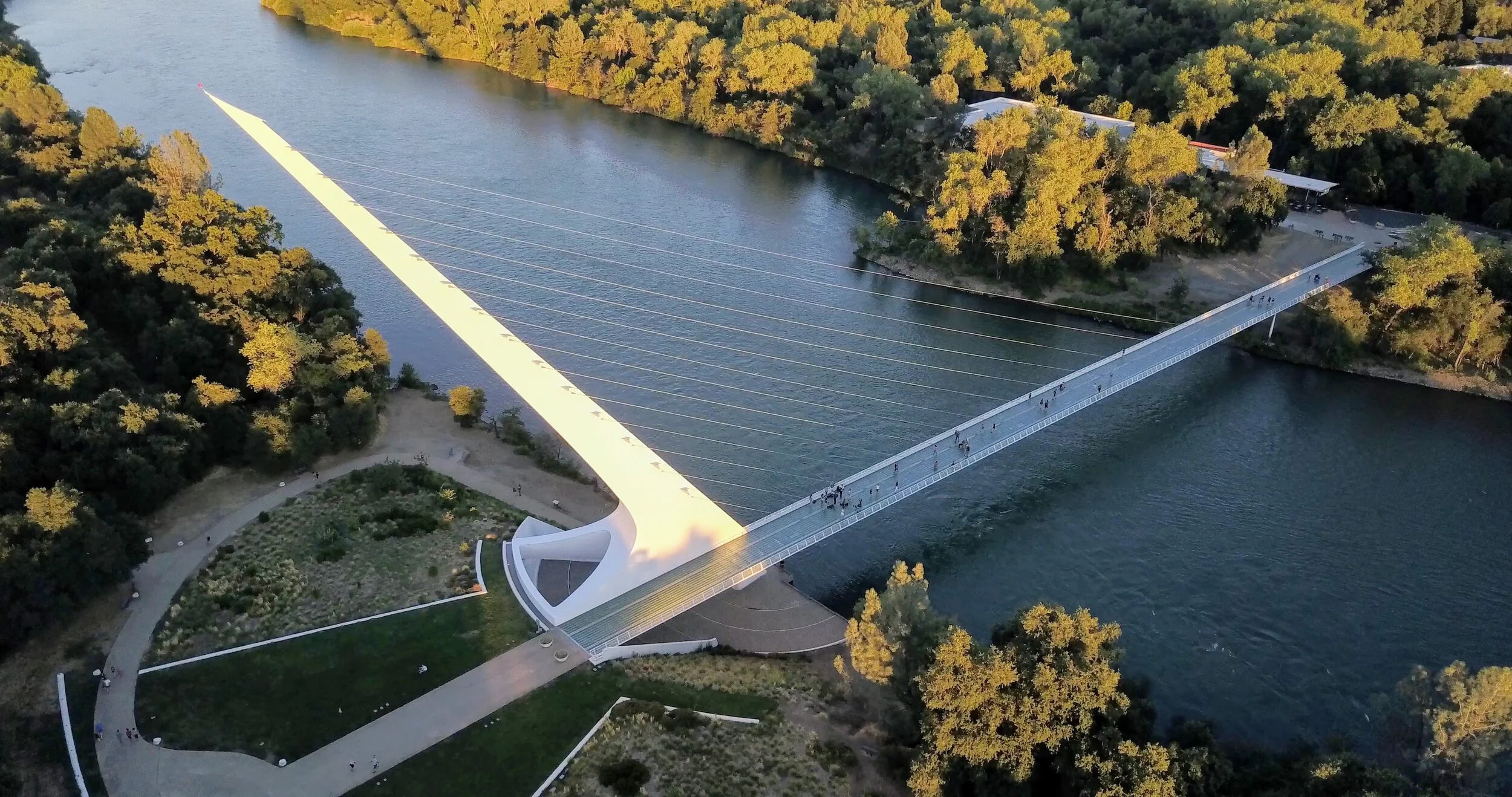 SUNDIAL BRIDGE Turtle Bay sundial-bridge-turtle-bay