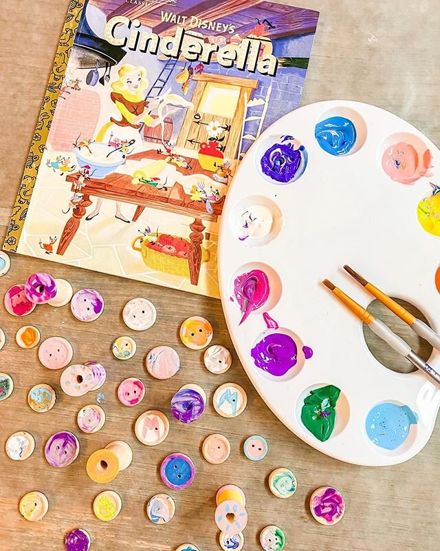 They can&rsquo;t order me to stop dreaming ✨
.
Today&rsquo;s craft was all about Cinderella! We painted buttons &amp; spools while watching the movie 😍 This occupied Malie for about an hour. She was so careful painting all her buttons and she would 