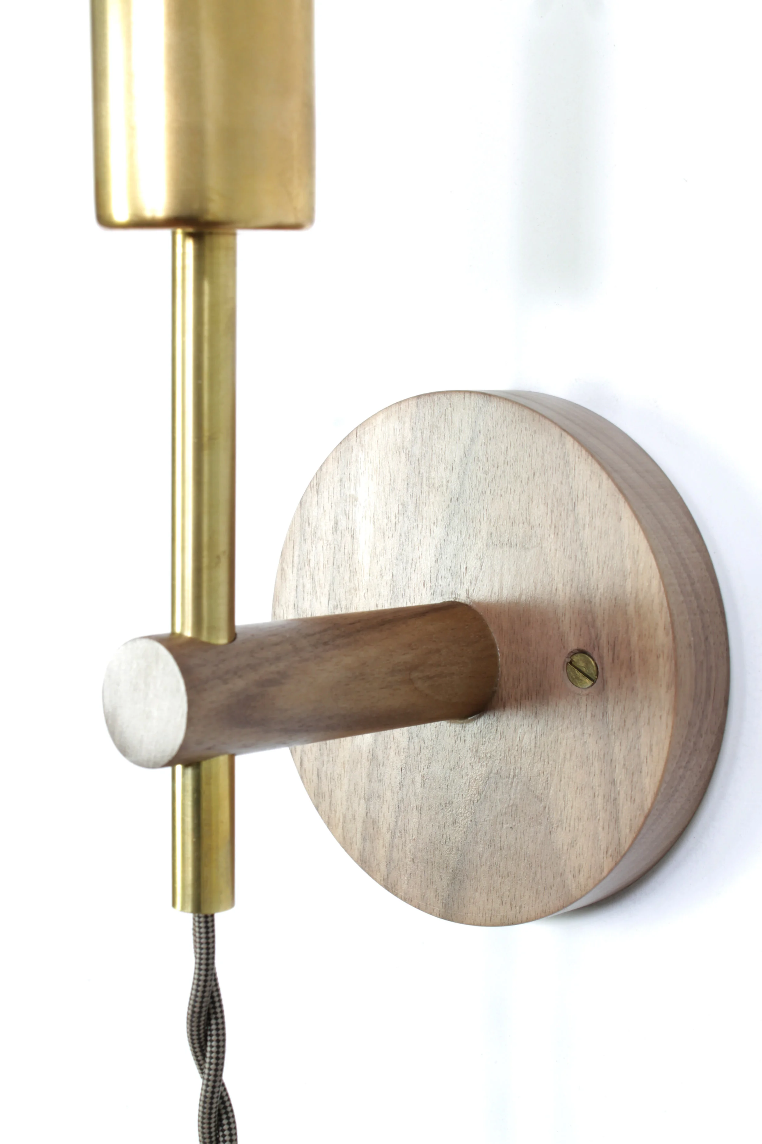Preston Walnut-3312.jpg