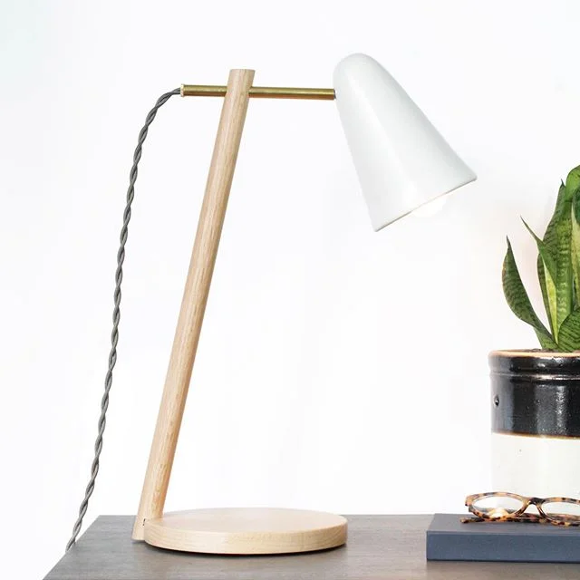preston task table lamp