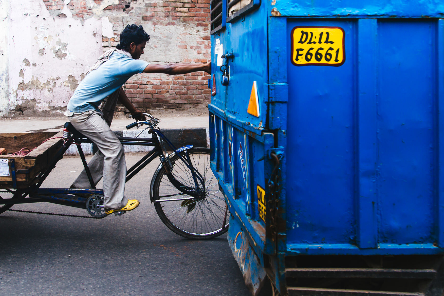 Delhi-bike-hold.jpg