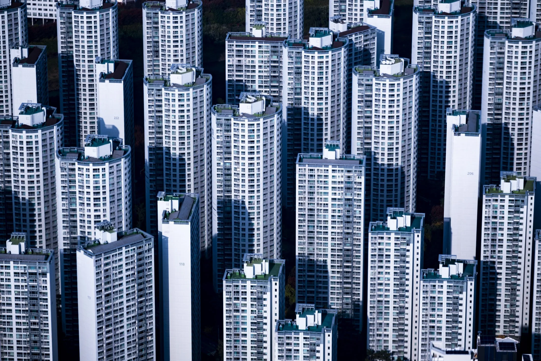 Faulk-Seoul-Korea-apartmentsjpg.jpg