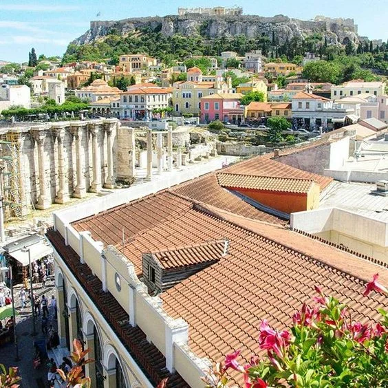 CLIMBING THE ACROPOLIS