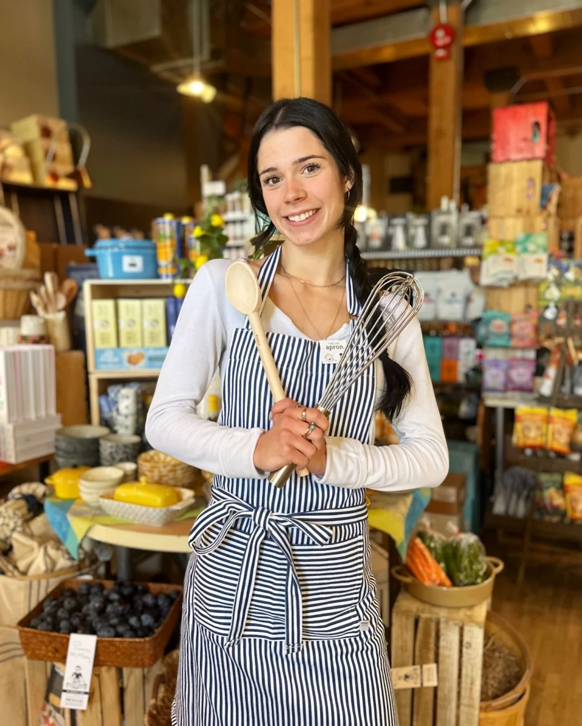 ✨Looking for a delicious way to pass the time? Grab an apron and join us in the kitchen! 
We have a few spots in some upcoming classes and events:
Saturday, October 25 at 10 am
Gnocchi, Gnudi, and Sauces
with Luis Obregon
Menu
Basic Gnocchi
Spinac