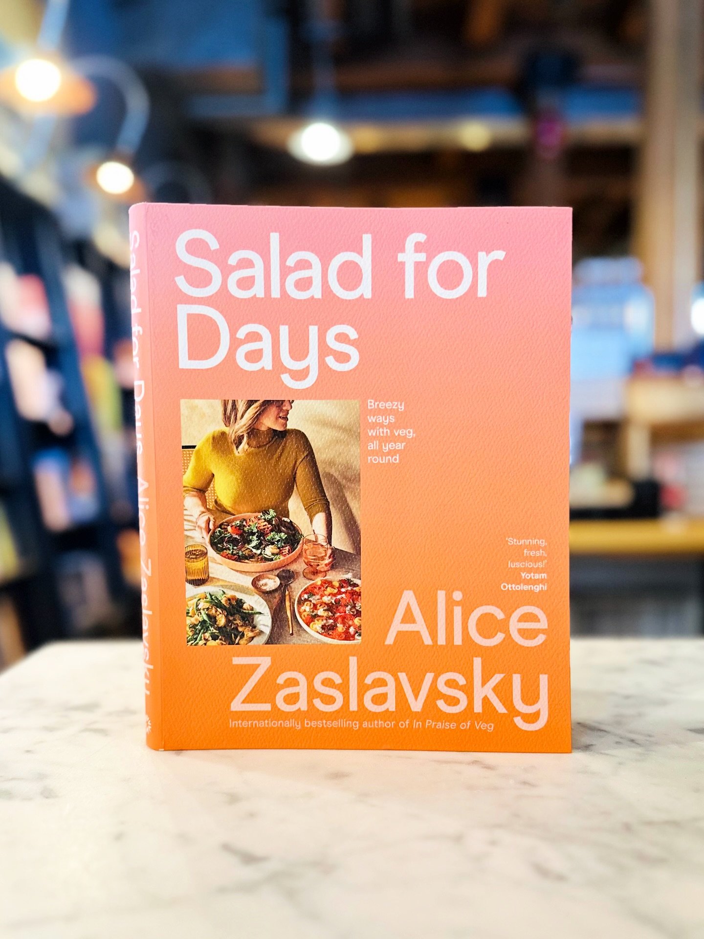 ✨🥗 It&rsquo;s time.

Our shelves are filled with fabulous specialty ingredients and beautiful cookbooks to provide delicious inspiration for your salads this year. Yum!

#yum #AllThingsCulinary #salad #SaladDays #delicious