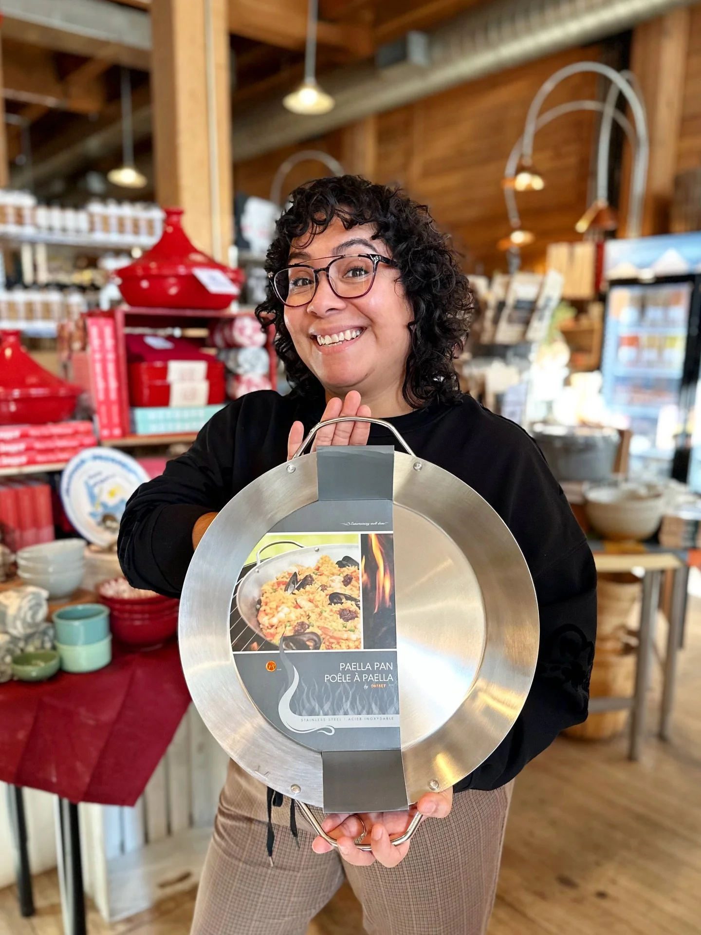 ✨Our Spring Schedule is here!

Led by fabulous chef-instructors, our cooking classes are fun, interactive, and delicious! 

From Paella to Handmade Pasta, from Asian Dumplings to Turkish cuisine, from Date Nights to Kids&rsquo; Classes, we have somet