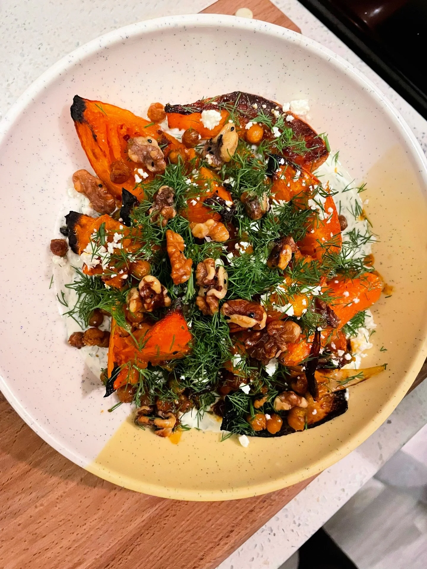 ✨The Recipe of the Week is here! Just in time for colder weather next week, we give you a dish with some lovely warmth. From Sarah&rsquo;s Kitchen: Roasted Squash, Carrots, and Chickpeas with Dilly Yogurt and Brown Butter Walnuts. Yum!

For the full 