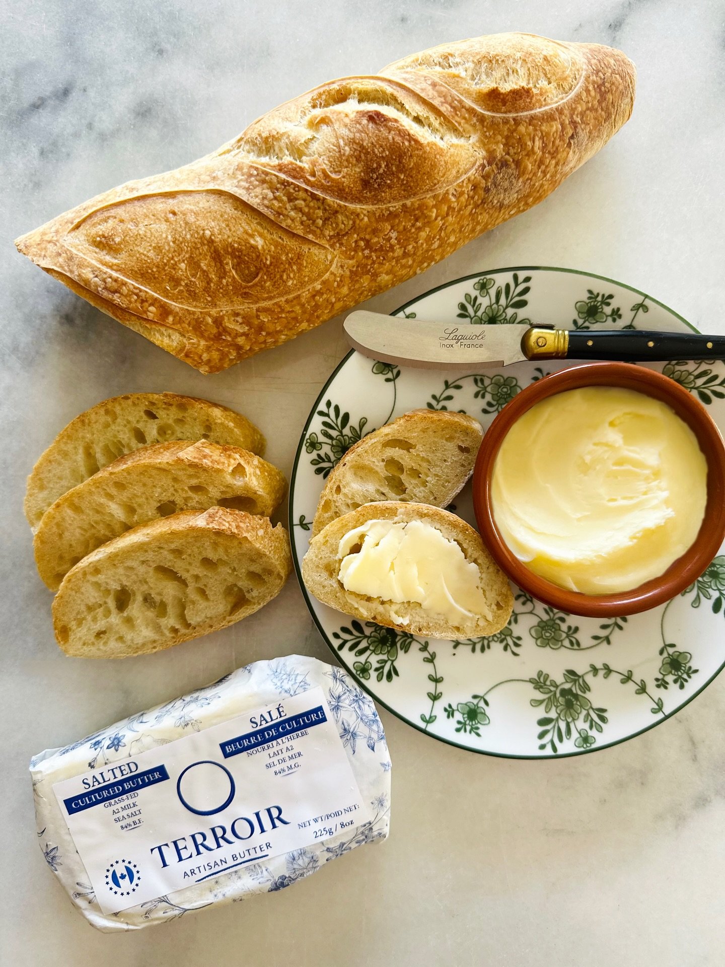 ✨🧈 Exciting news, butter lovers&hellip; there&rsquo;s another butter in the house! Terroir Artisan Butter is rich, creamy, incredibly delicious, and local! 

Based in Calgary, @terroirbutter is made by hand in small batches, using grass-fed cream fr