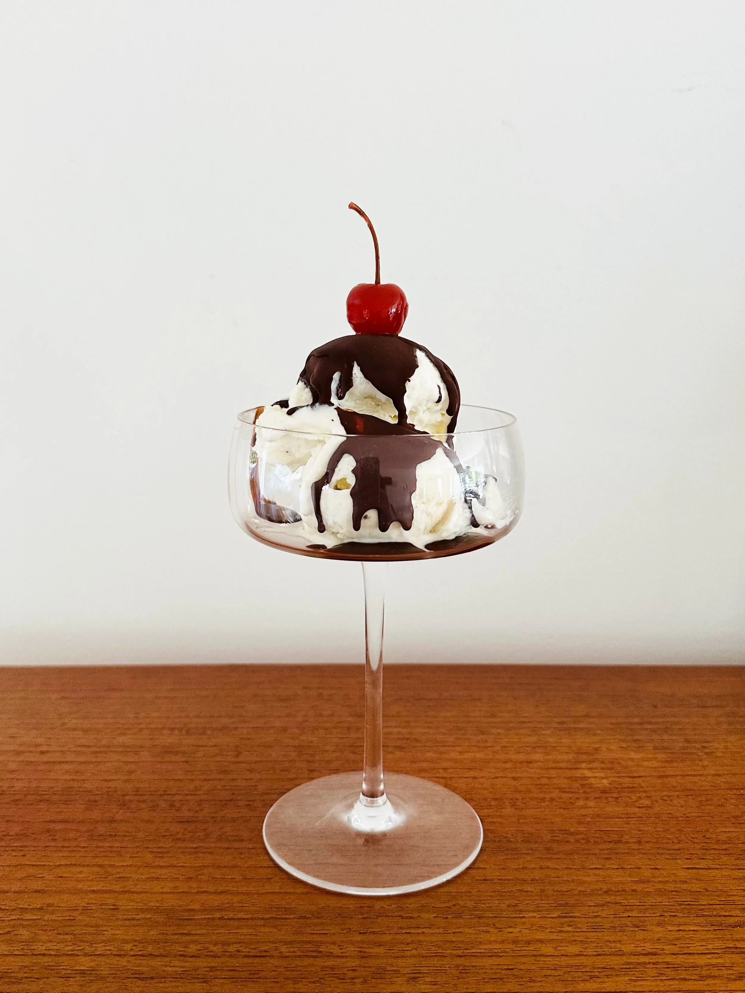 ✨🍒🍨 Oh, to be a kid in summer! Bike rides, beach time, and staying up late. If you still enjoy these activities, you&rsquo;ll need a treat worthy of your hot-weather shenanigans. Magic Shell is that treat, and it is also the Recipe of the Week!

A 