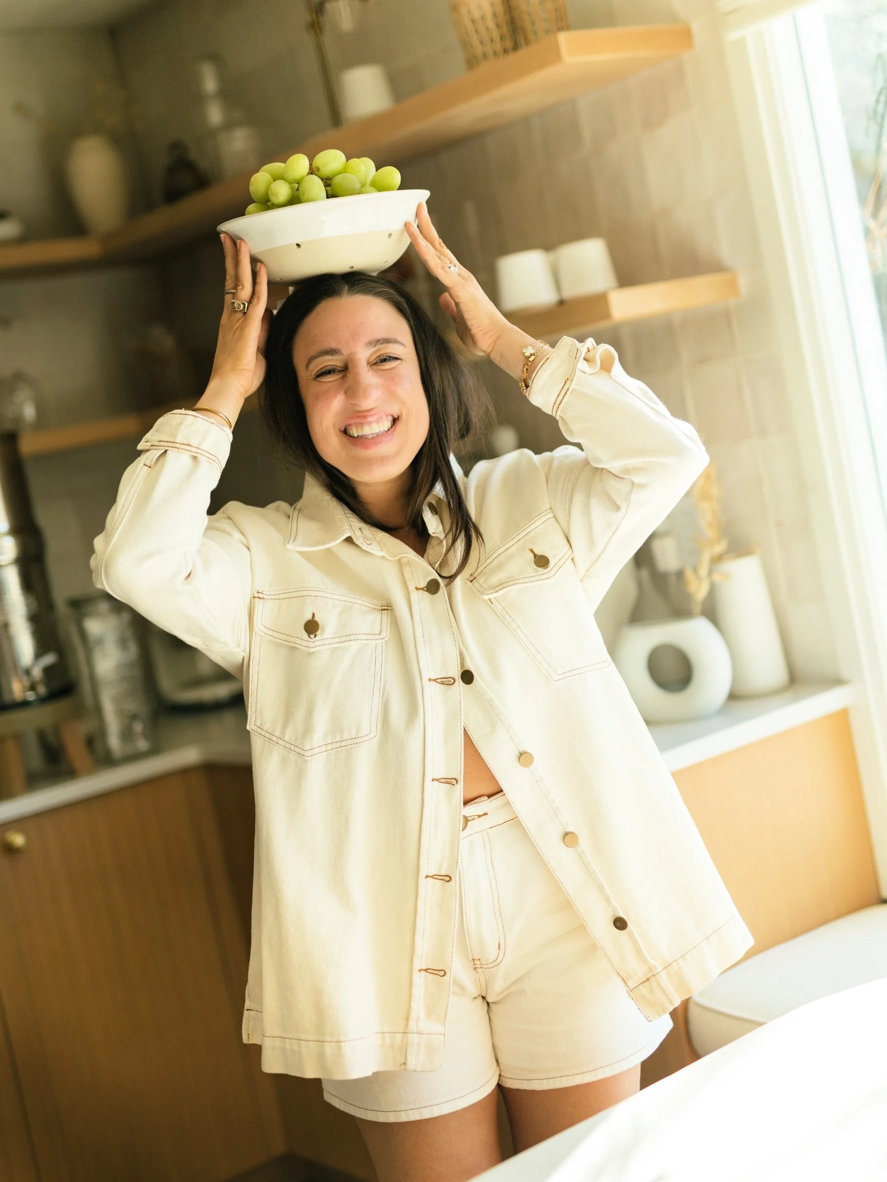 💙 Hey, Calgary! Did you know that we are hosting a book party with the one and only Maria Koutsogiannis, aka @foodbymaria?

🇬🇷 Maria is an absolute sensation&mdash;join us for a fabulous night celebrating her beautiful cookbook, 𝘎𝘙𝘌𝘌𝘒 𝘖𝘜𝘛!