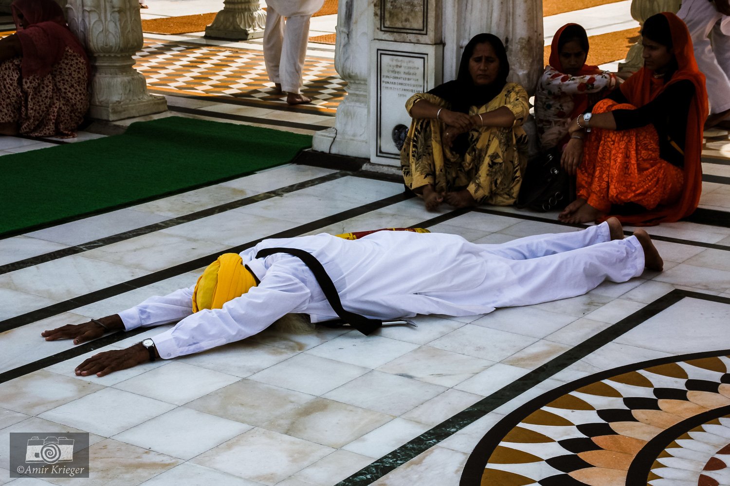  Sri Harmandir Sahib, Amritsar, Punjab, India 
