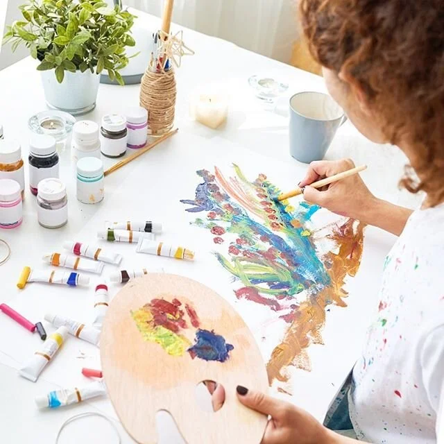 Boost Your Mood with Mindfulness. ⭐️⭐️⭐️
Improving your creativity.
.
.
Be sure to double tap ❤️ and follow @vitalitybodymassage for your holistic needs and information. .
.
#vitalitybodymassage #holistichealth #mindfulness #wellness #energize #selfc