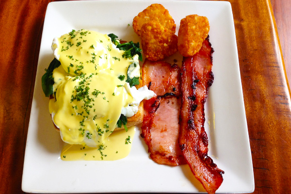 Eggs-Hollandaise-&-Bacon.jpg