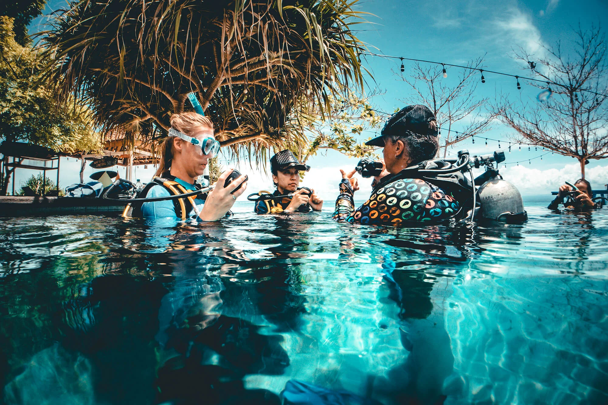 BlueCornerDive_Bali_IDC_Overview_NusaPenida_2000px.jpg