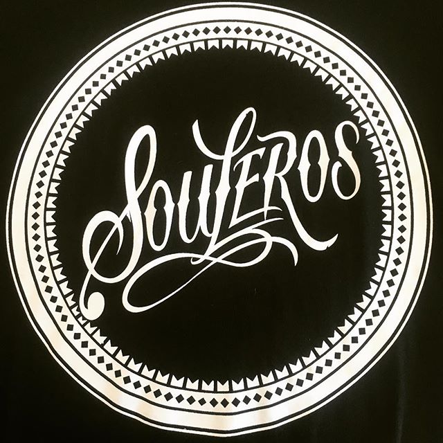 Great one color designs, it looked amazing printed on just a regular black shirt. It also turned me onto some pretty quality music. #tshirtshop #screenprintinglife #tshirts