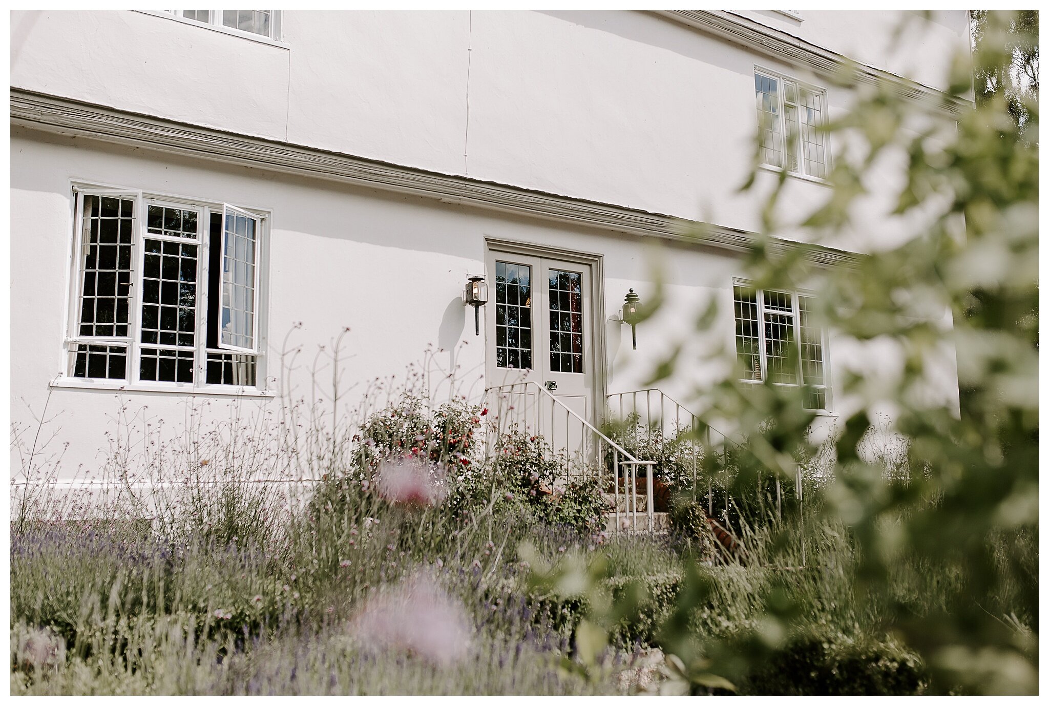 lk wedding photographer_ Houchins wedding_ Essex wedding_ natural photographer_ documentary wedding wedding_ Norfolk wedding photography_ relaxed wedding photography_0072.jpg