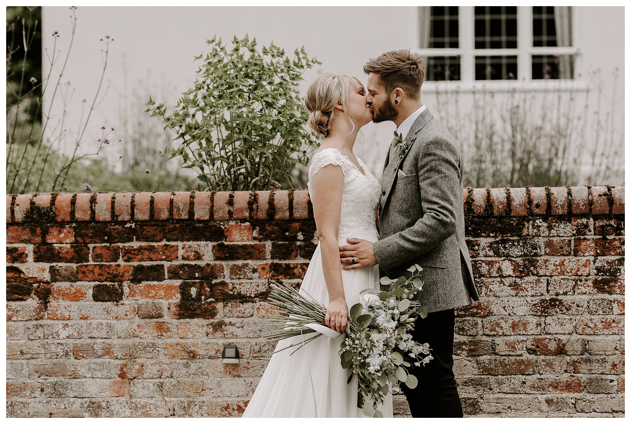 lk wedding photographer_ Houchins wedding_ Essex wedding_ natural photographer_ documentary wedding wedding_ Norfolk wedding photography_ relaxed wedding photography_0093.jpg