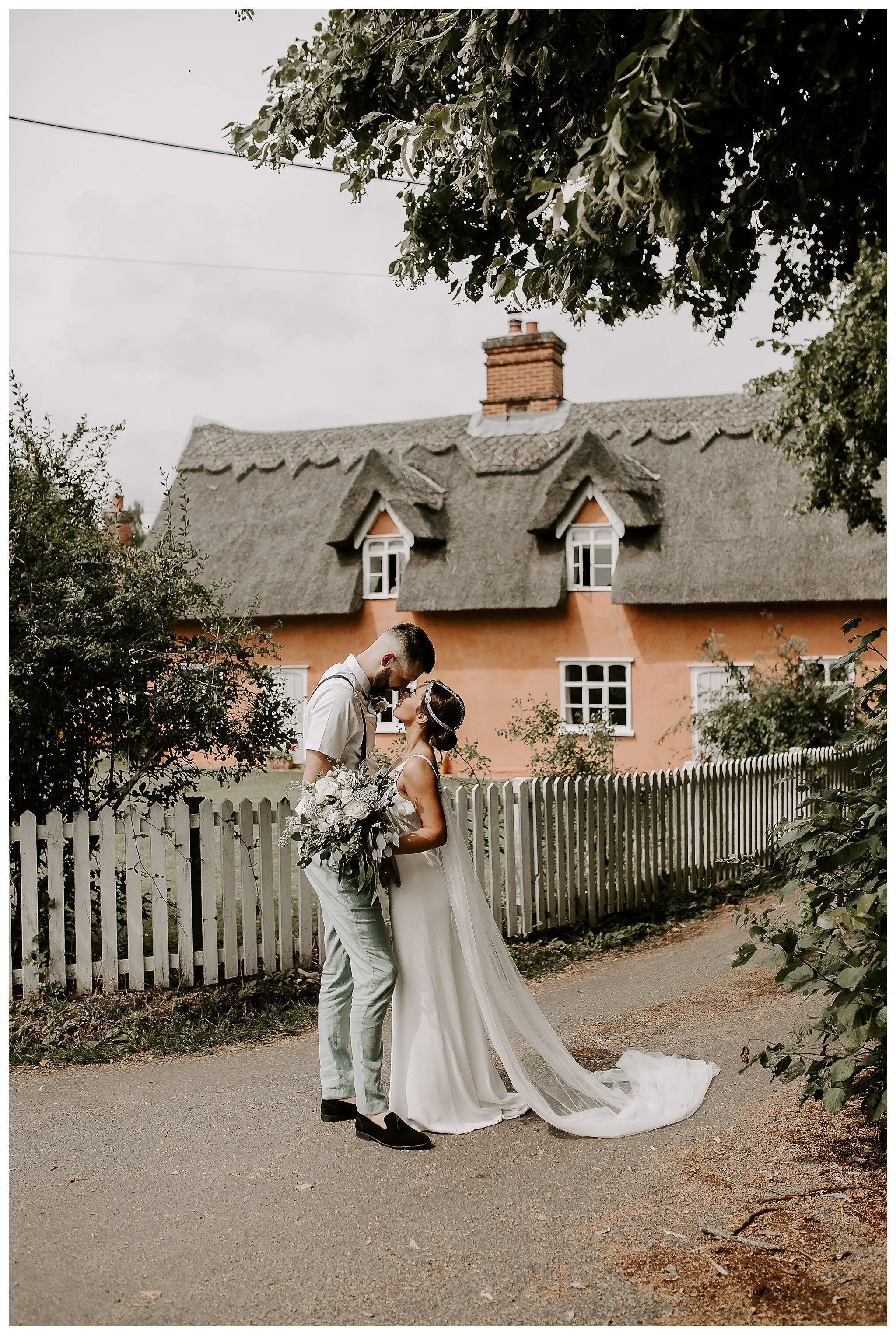 Suffolk-wedding-photographer_ Glevering estate_ natural photographer_ documentary wedding wedding_ Cambridge wedding photography_ relaxed wedding photography_ One Curious Dream_ Outdoor wedding_ festival wedding Suffolk_0034.jpg