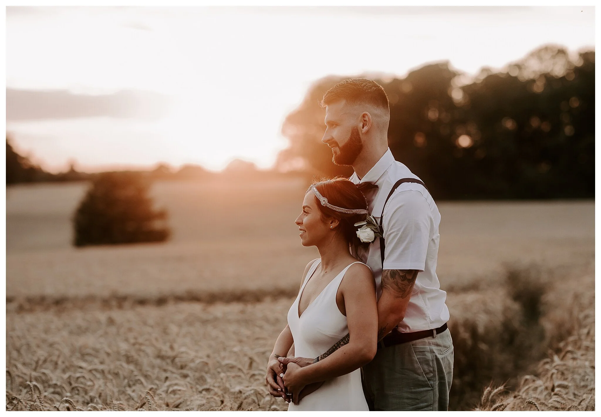 Suffolk-wedding-photographer_ Glevering estate_ natural photographer_ documentary wedding wedding_ Cambridge wedding photography_ relaxed wedding photography_ One Curious Dream_ Outdoor wedding_ festival wedding Suffolk_0084.jpg