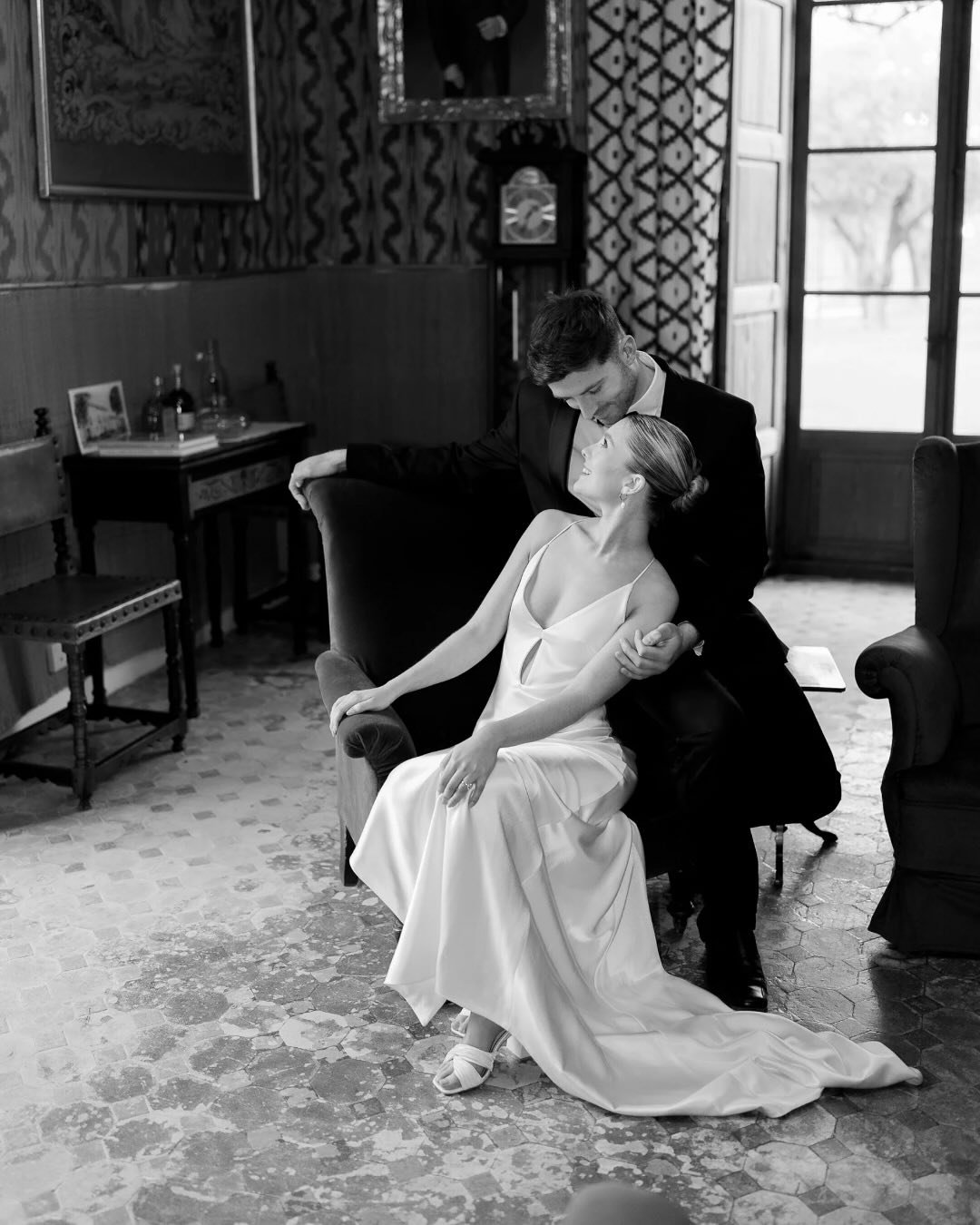 Timeless elegance beneath the Mallorcan sun. @finca_morneta sets the stage for an editorial bridal moment where heritage meets couture. The perfect landscape and setting for a Mediterranean wedding.

Supplier team:
Photographer @sharoncudworthphotogr