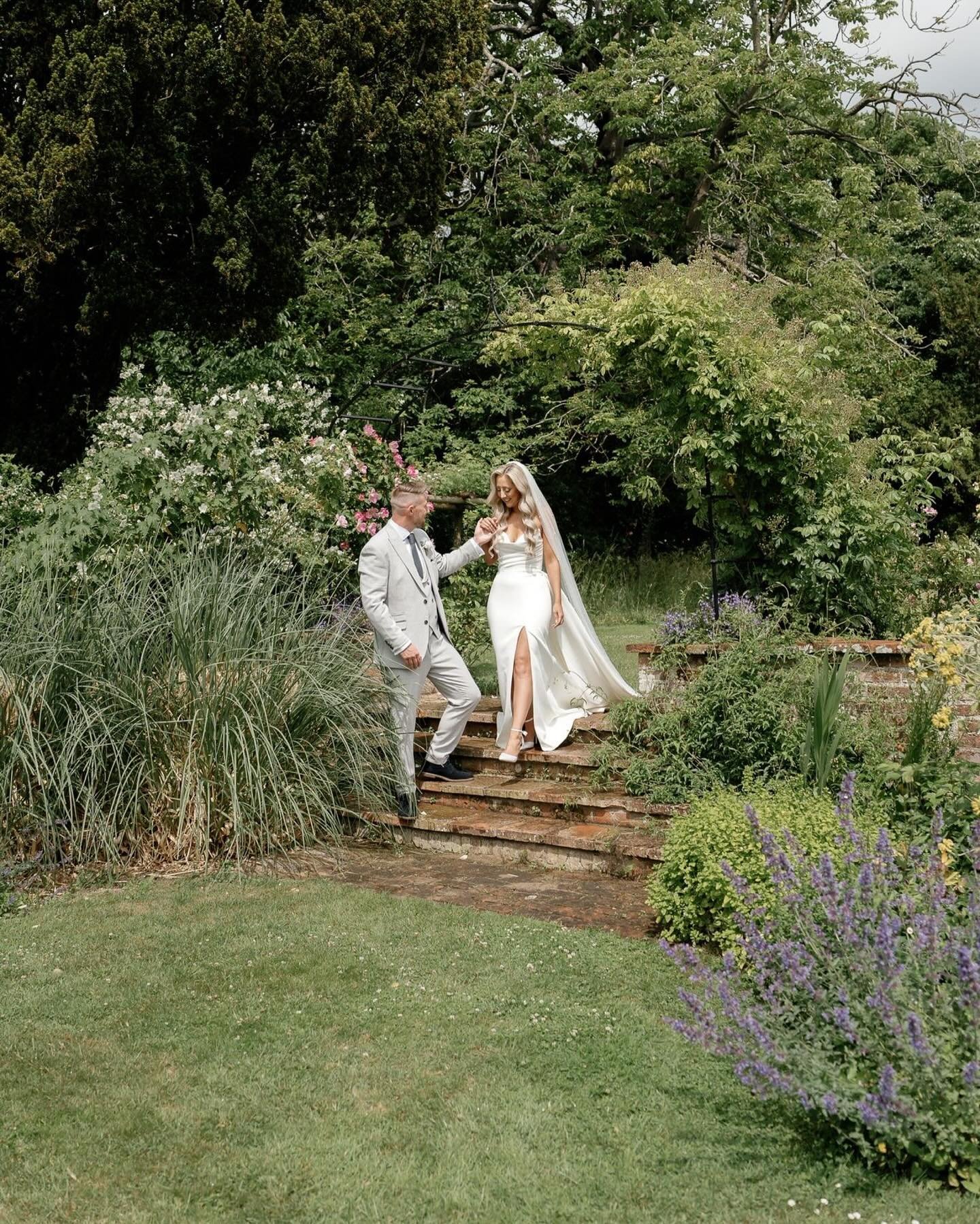 This gorgeous wedding had to have some last minute changes due to the weekend rain. However, Morgan &amp; Dan were absolute troopers and did not let a few showers ruin their day. In fact these two had so much fun, and so did I.

The gardens of @otley