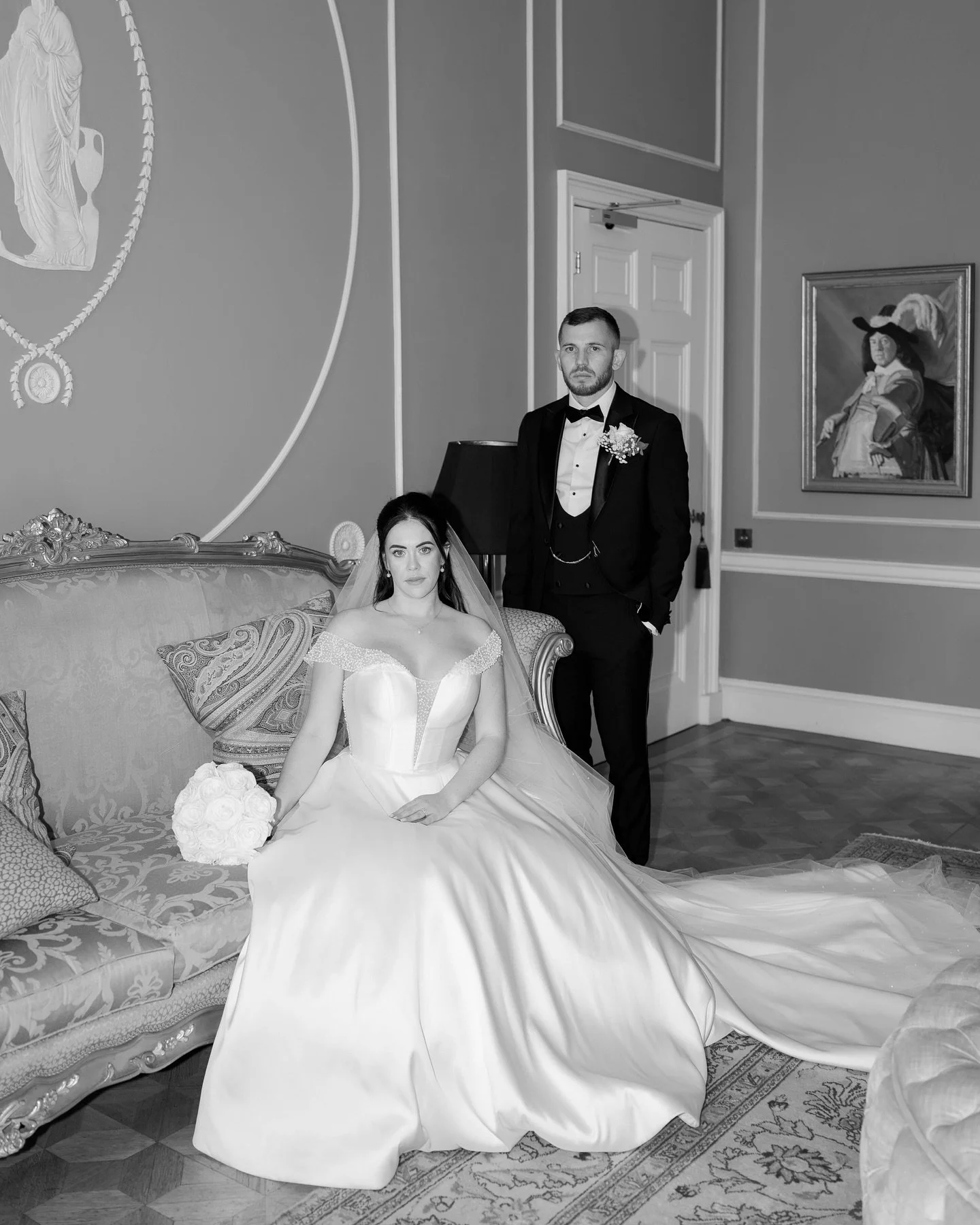 H &amp; H at the stunning @hatfieldplace &mdash; fuelled by soulful music, sunshine, and the kind of good energy you never want to end 🤍 

I loved their entrance into the wedding breakfast with their whole bridal party too! 🎶 

Venue: @hatfieldplac